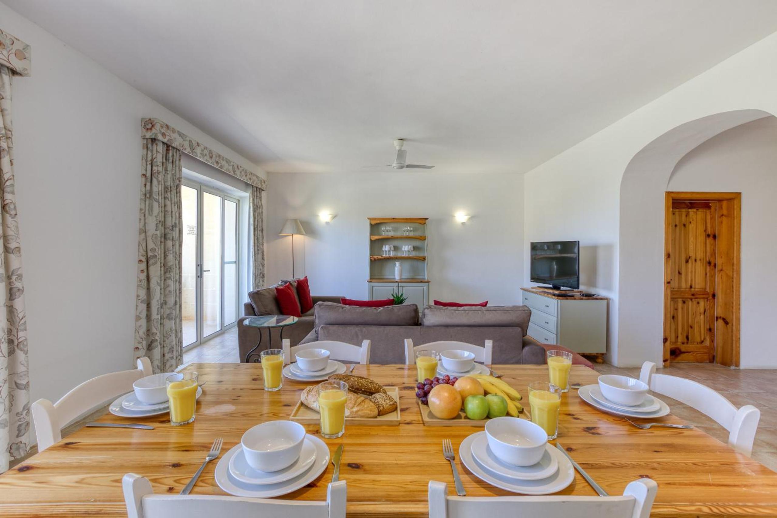 TA FRENC APARTMENTS 21/34