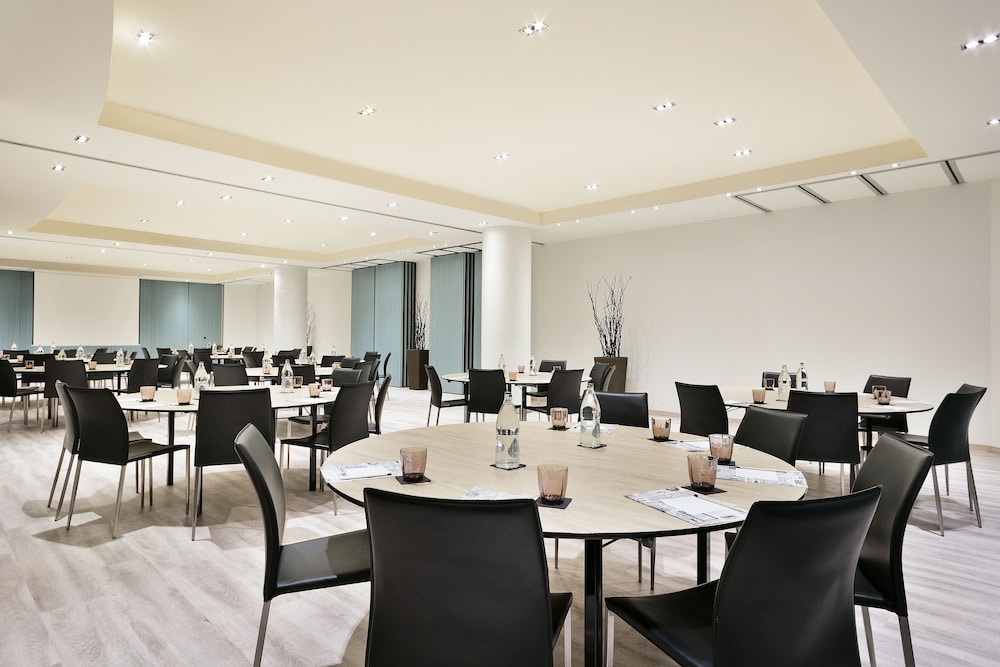 Hotel Barcelona Condal Mar Affiliated by Melia 59/67