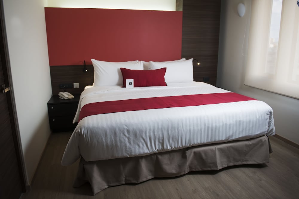 Mc Suites Reforma 6/18