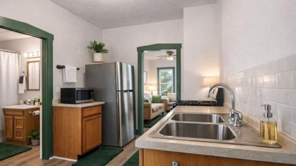 Victoria Resort and Bed & Breakfast 12/57