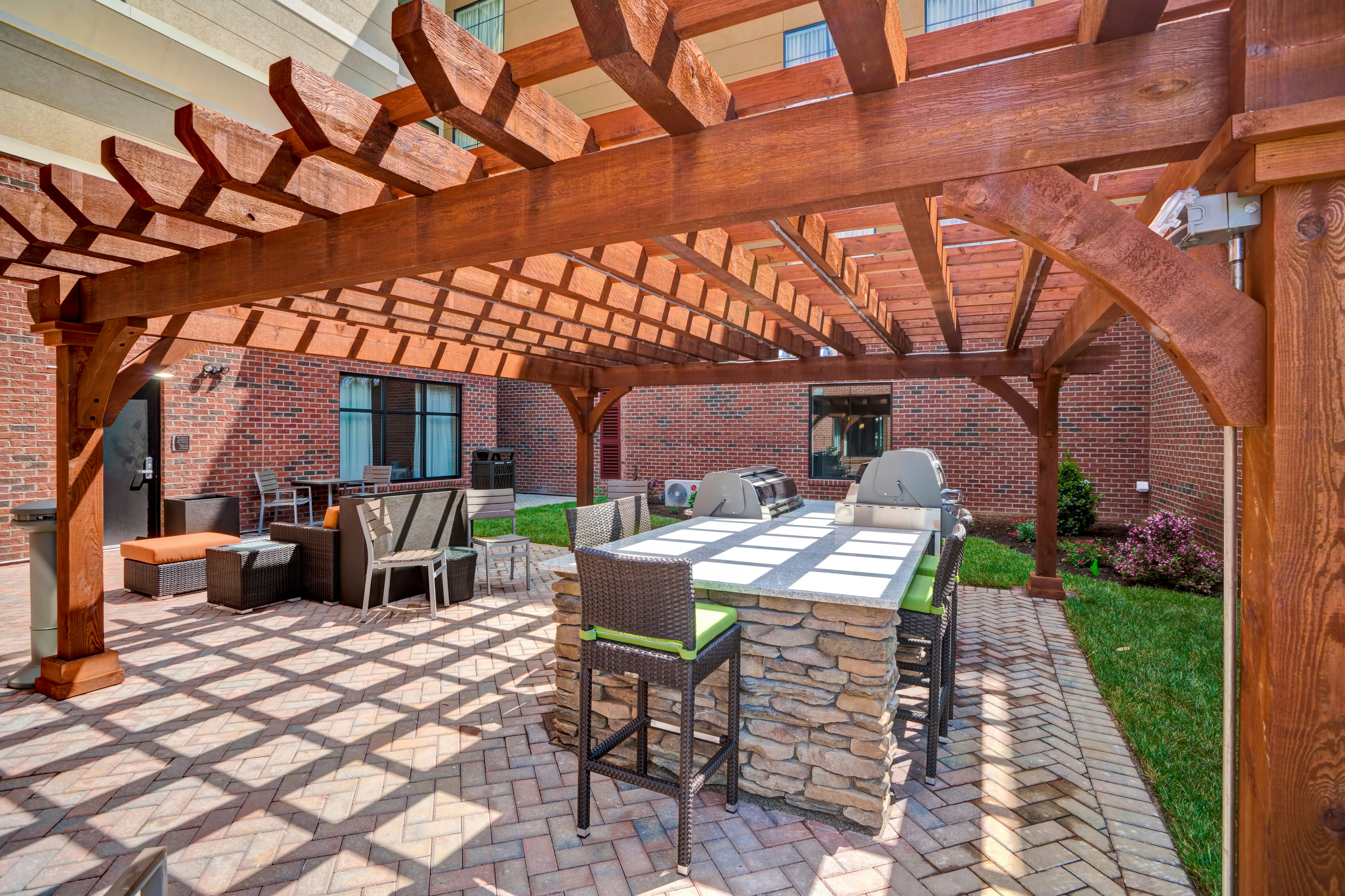 HOMEWOOD SUITES BY HILTON CHRISTIANSBURG 13/16