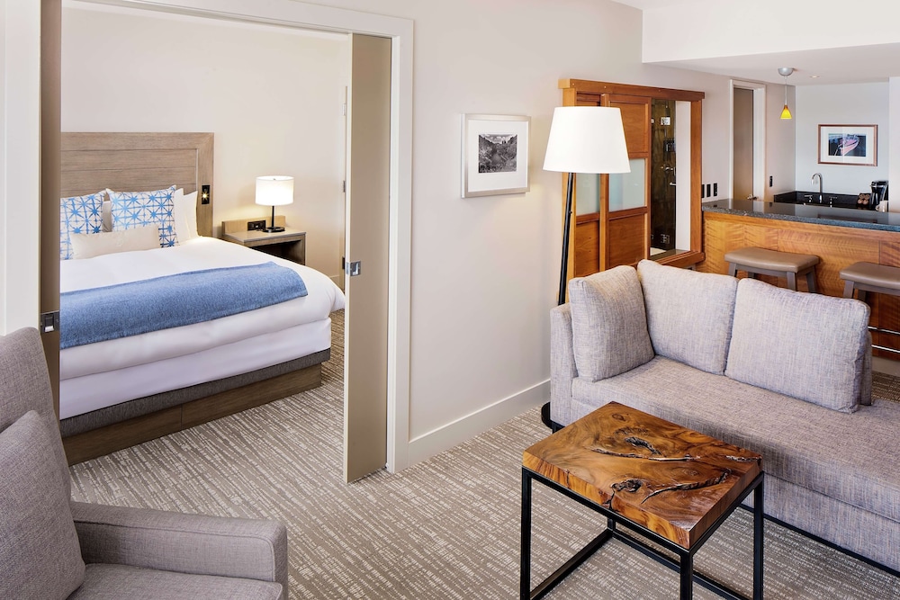 The Chrysalis Inn and Spa Bellingham Curio Collection By Hilton 16/61