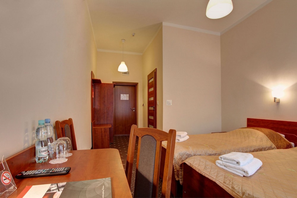 Lothus Hotel 20/45