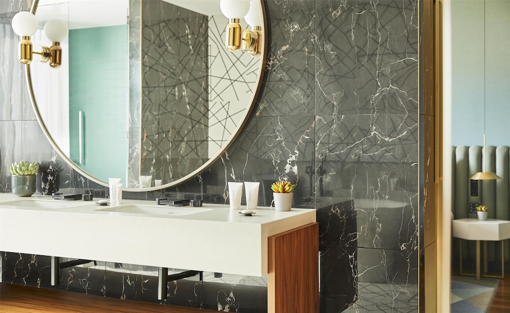 Grand Hyatt Barcelona 12/62
