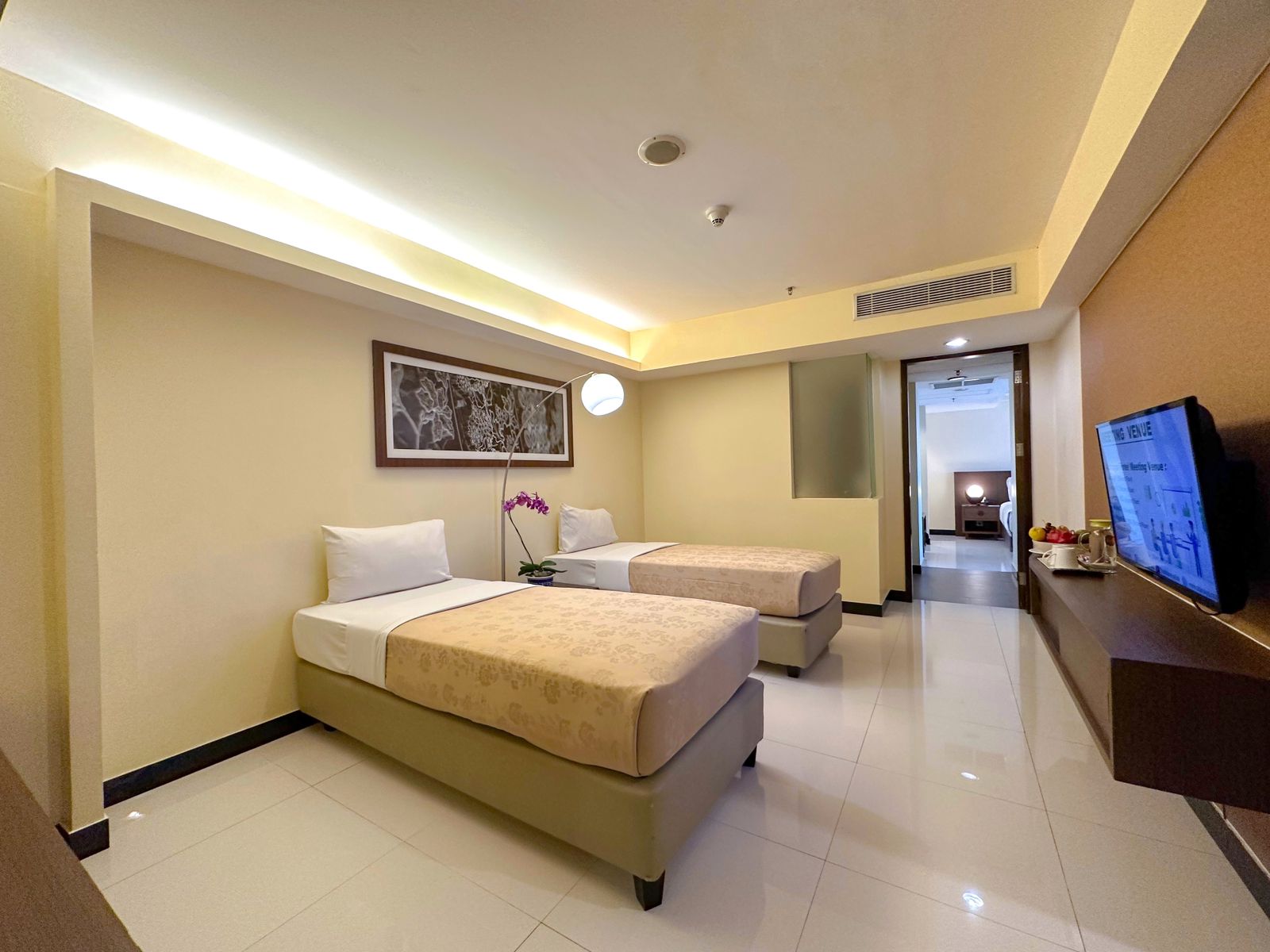 2 Bedrooms, Family, 2 Bathrooms