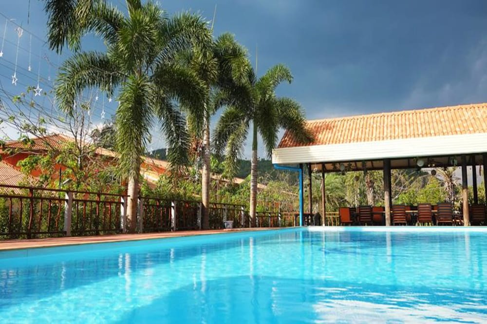 Khaoyai Kiri Thantip Resort 36/38