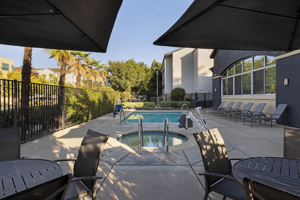Fairfield Inn Sacramento Cal Expo 20/50