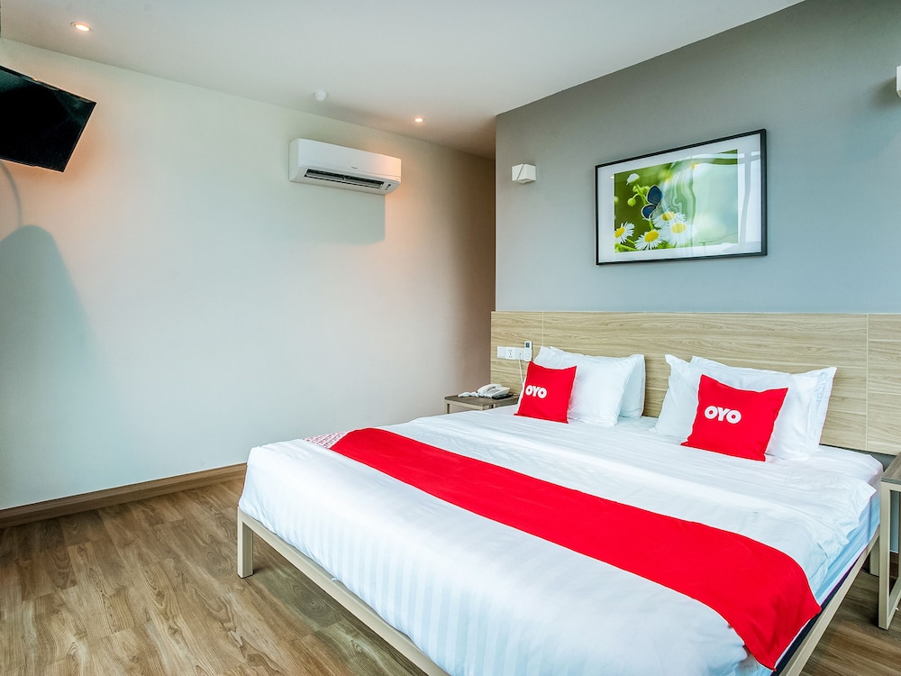 OYO 89576 Mokka Hotel 13/28