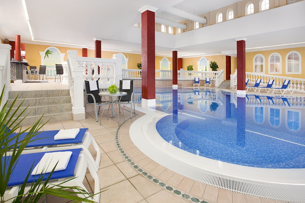 Dorint Marc Aurel Spa & Golf Resort 66/73