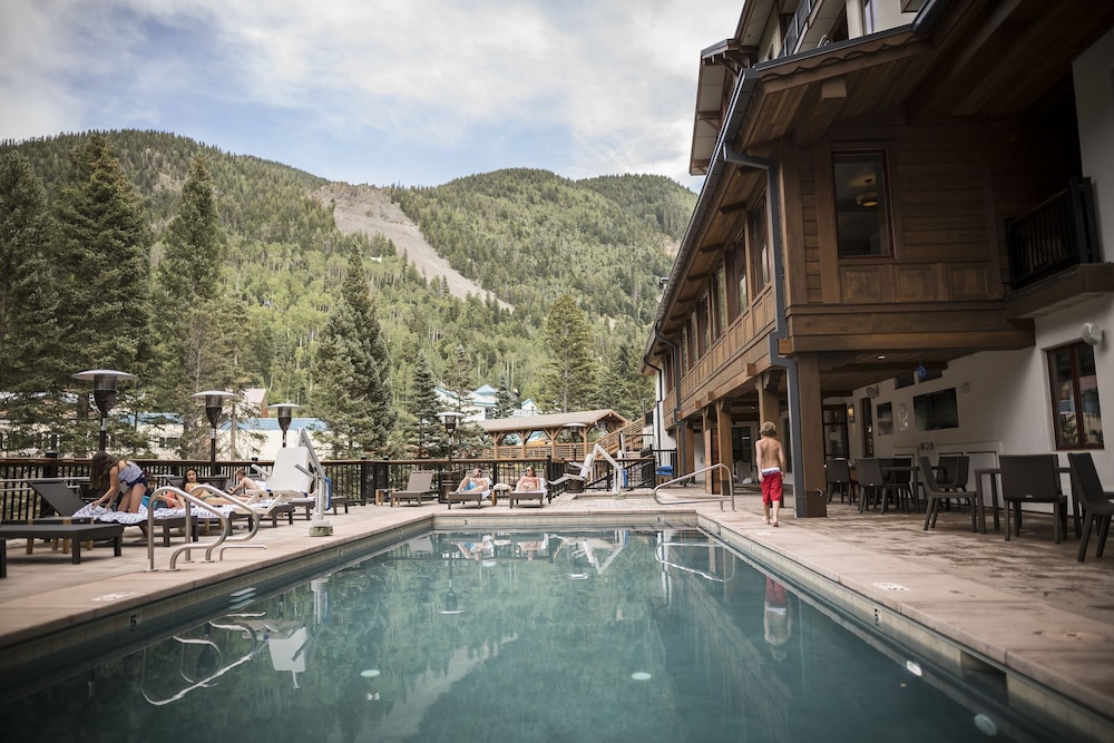 The Blake At Taos Ski Valley 37/42