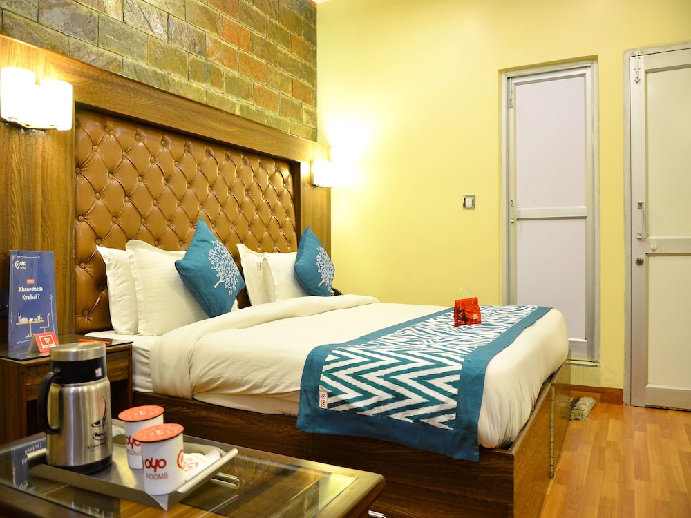 LALS HAVELI 25/47