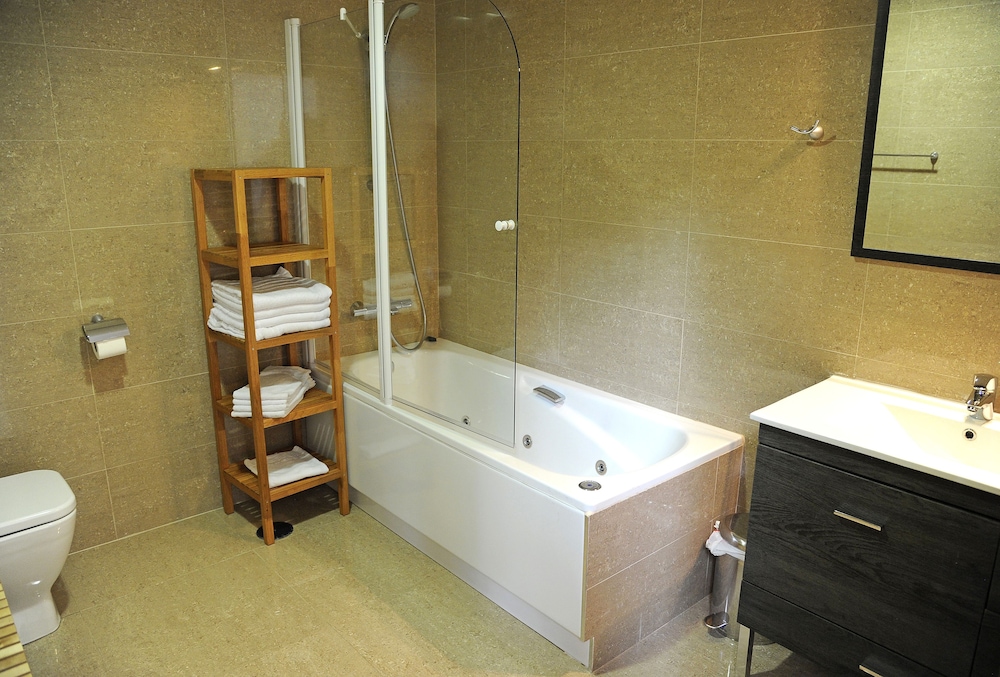 Mola Suites 29/32