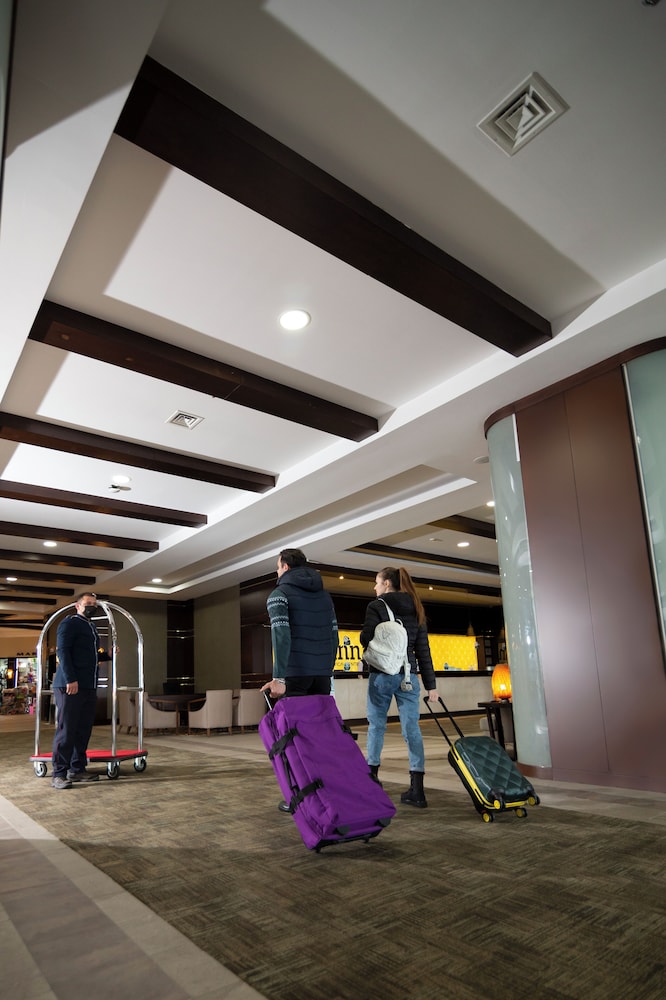 Karinna Convention And Spa 31/55