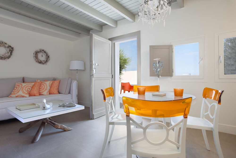 Mareggio Exclusive Residences And Suites 37/50
