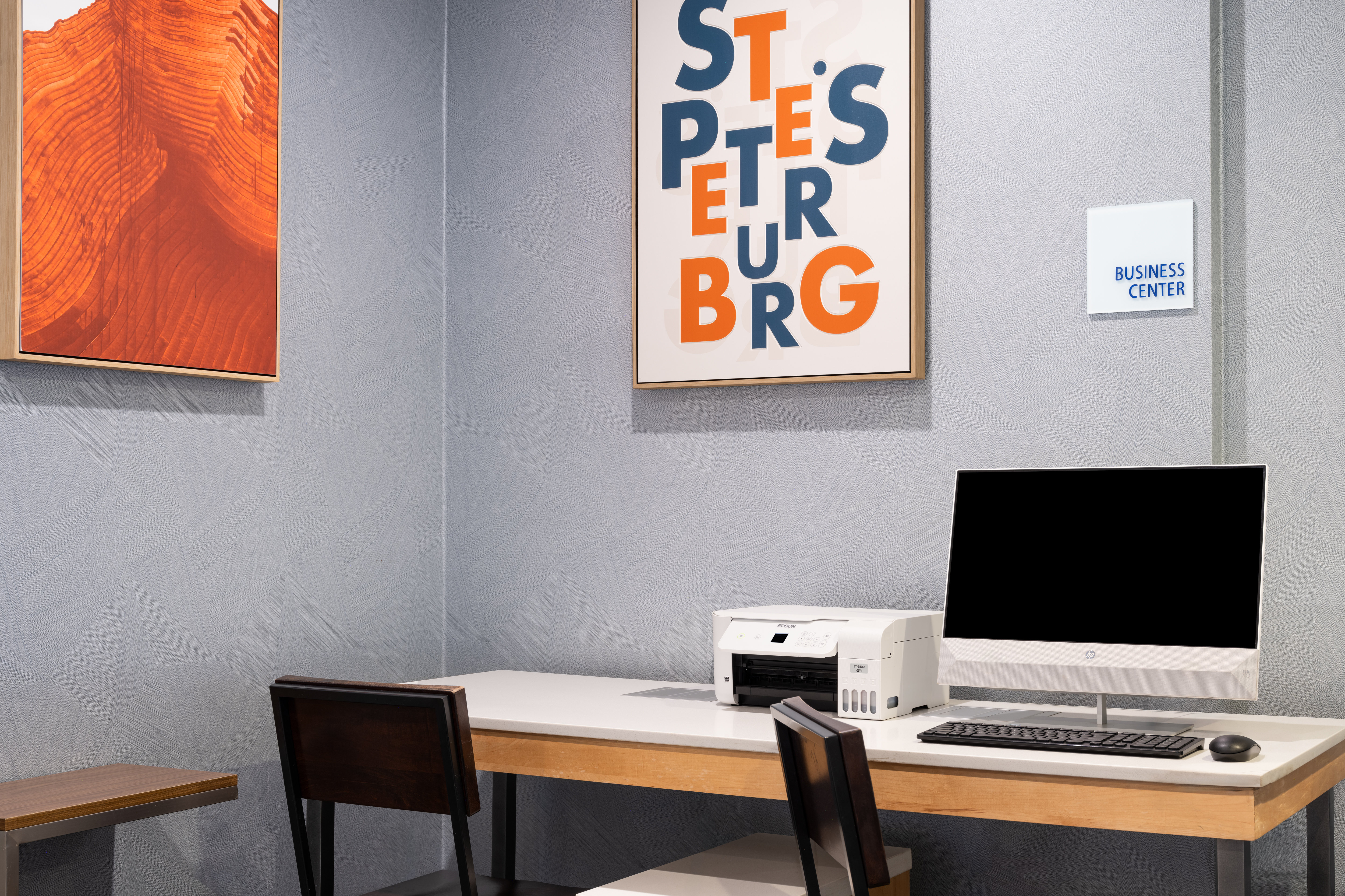 Holiday Inn Express and Suites St. Petersburg North (I-275), an IHG Hotel 57/58