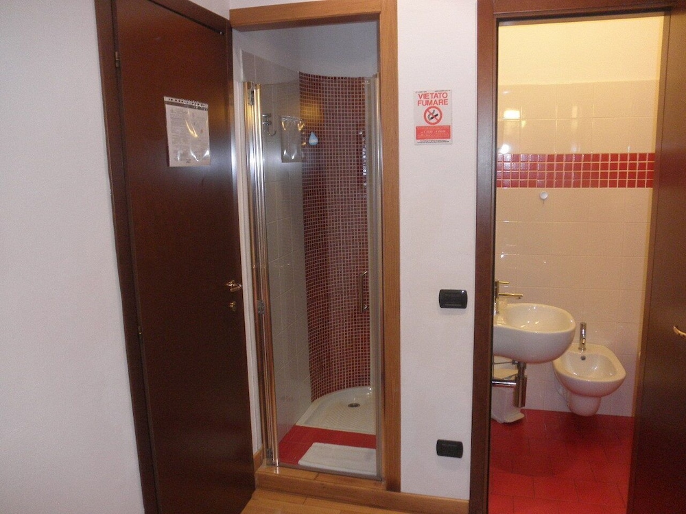 Albergo La Piazzetta 50/50
