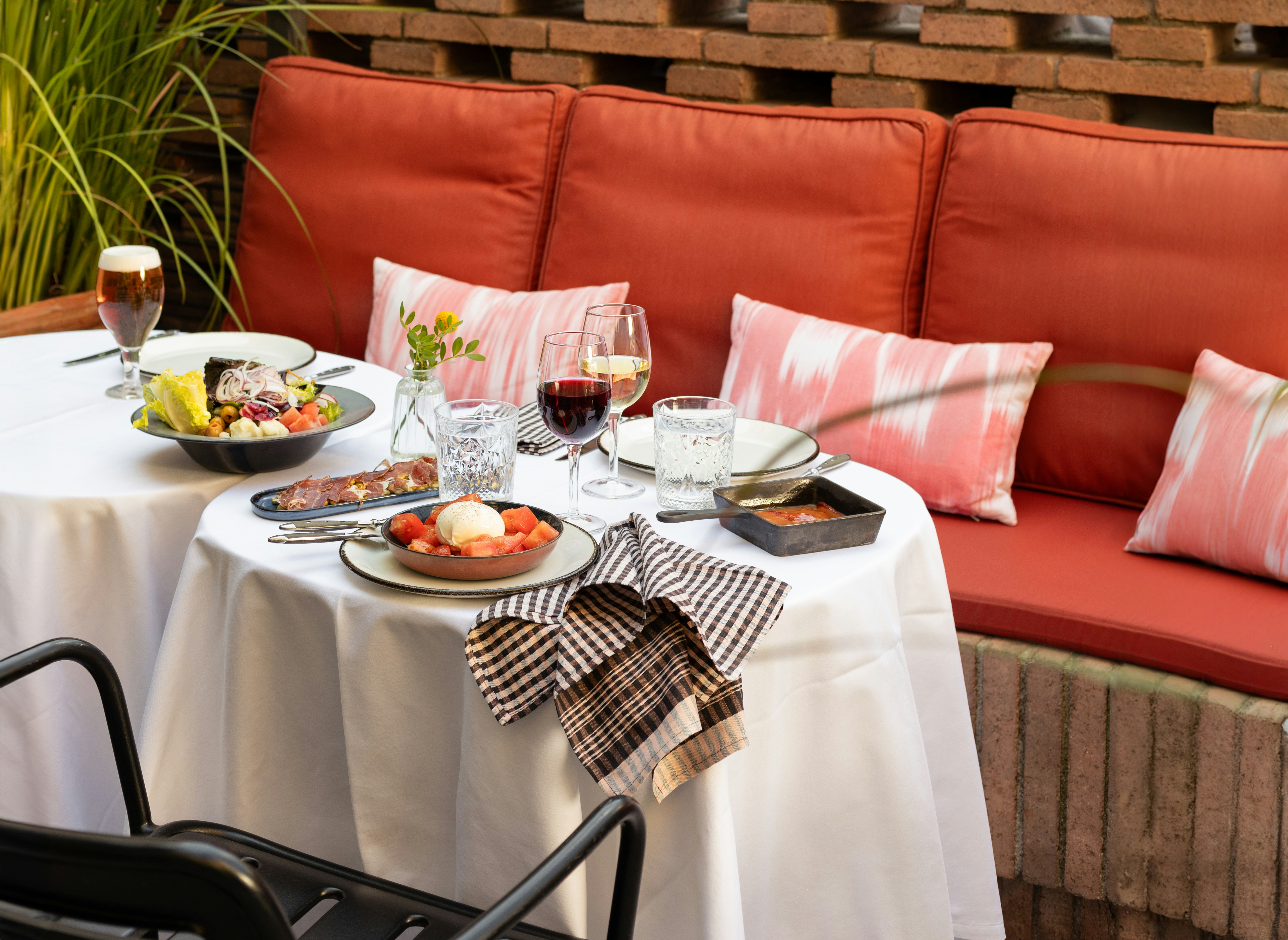 Alexandra Barcelona Hotel Curio Collection By Hilton 65/90