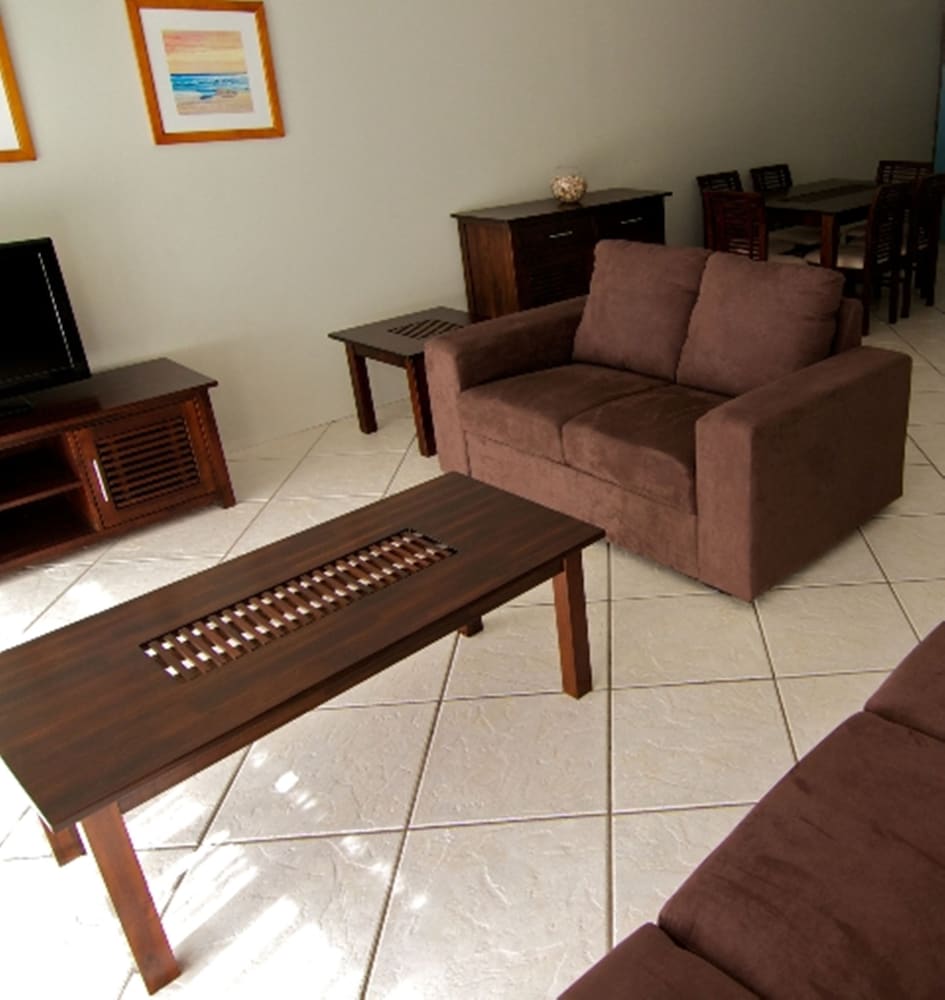 MERRIMA COURT HOLIDAY APARTMENTS 49/74