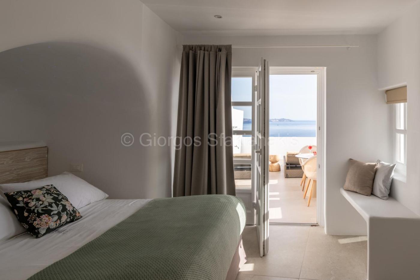 Cave, Suite, Volcano View, Private Pool
