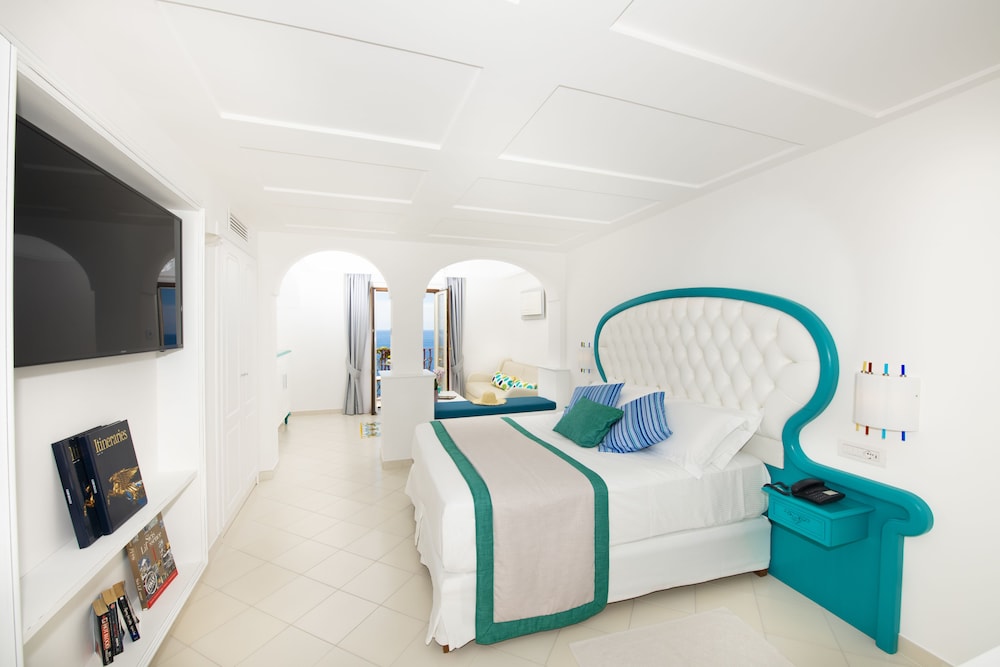Eden Roc Hotel 50/57