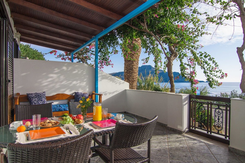 Skinos Apartments And Studios 23/40