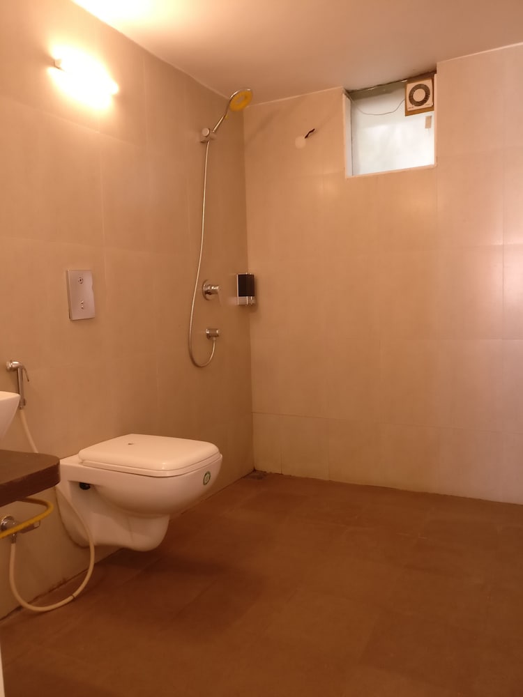 HOTEL STAY INN 49/50