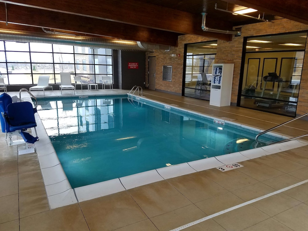 Country Inn & Suites by Radisson Lawrence KS 5/38