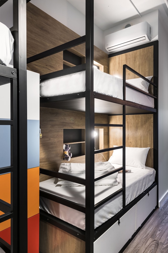 Hostel G 23/40