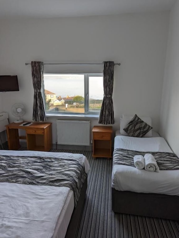 OYO Mayfair Hotel Isle of Wight 16/60
