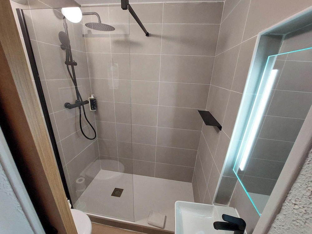 Brit Hotel Rouen Centre 34/43