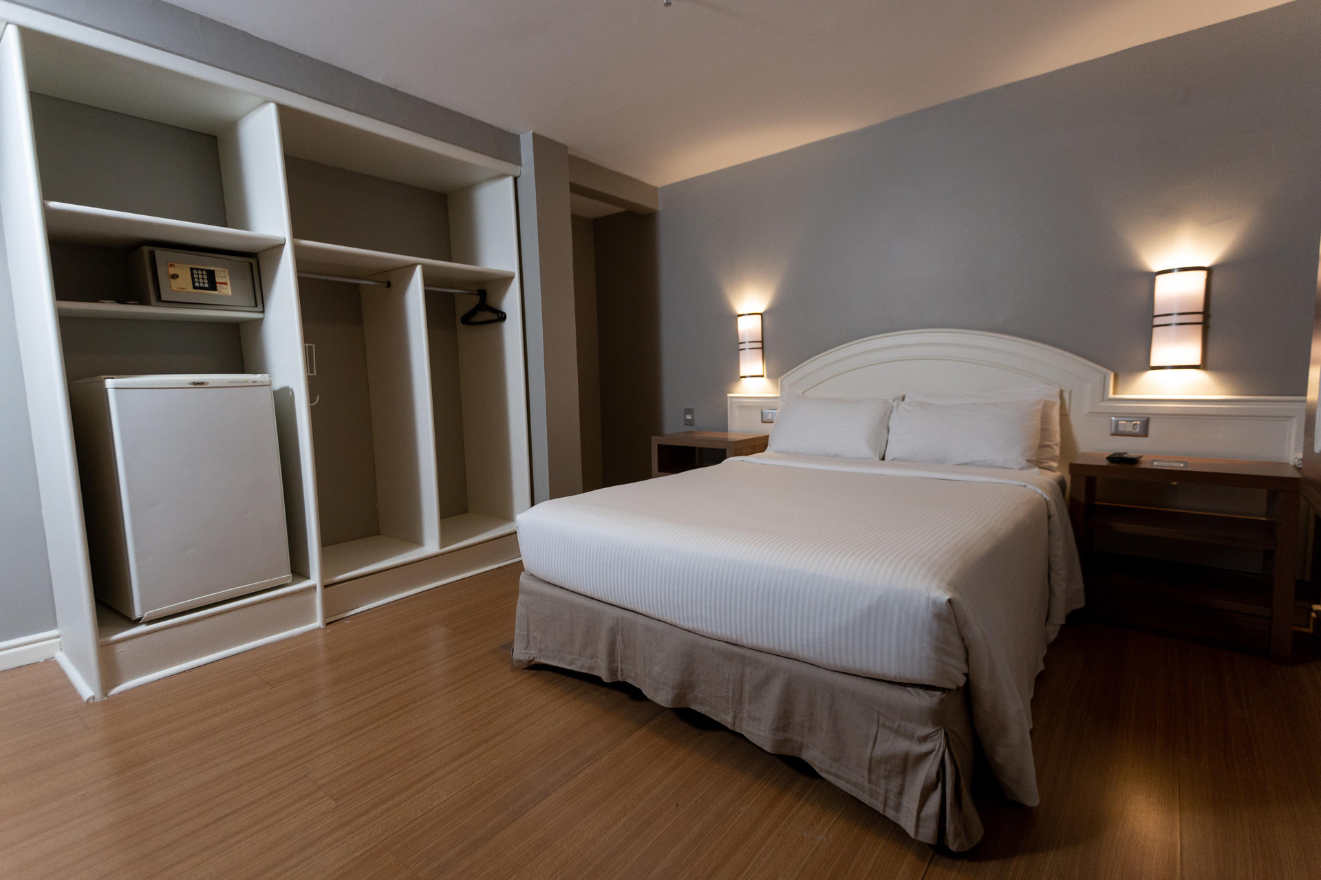 شقة سوبيريور، Master Porto Alegre (ex. Holiday Inn Porto Alegre) 5/6
