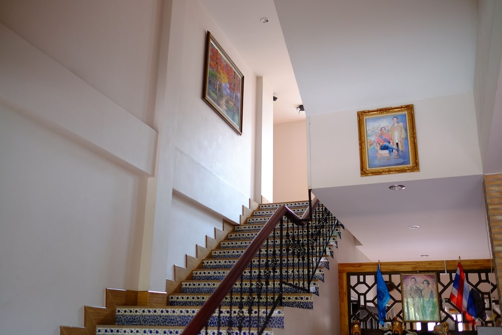 Harmony Inn 28/50
