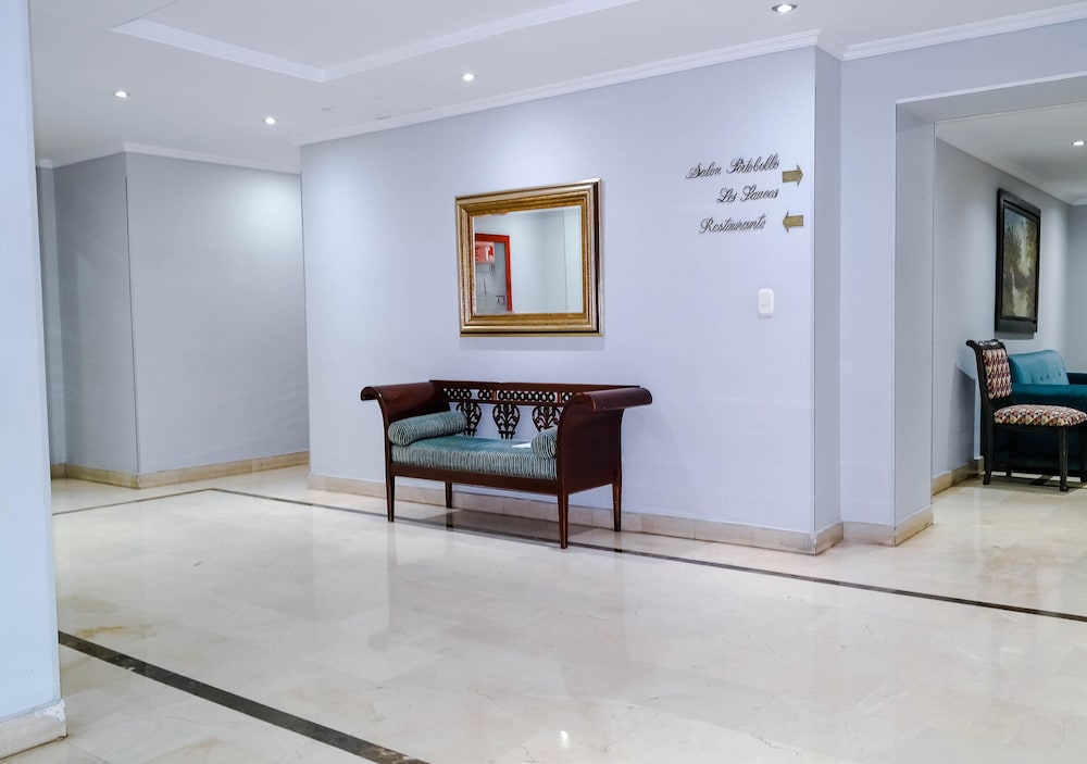HOTEL INTERNACIONAL LA TRIADA 7/65