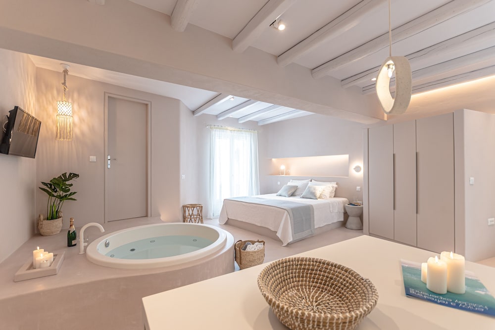 Antony Suites 23/50