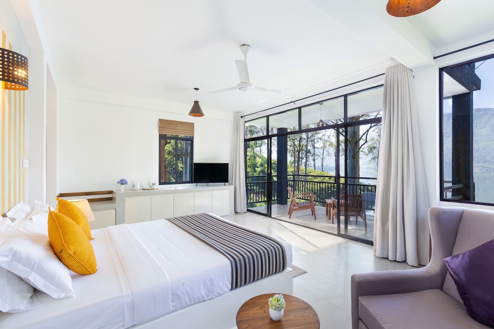 The Farm Resorts 4/50