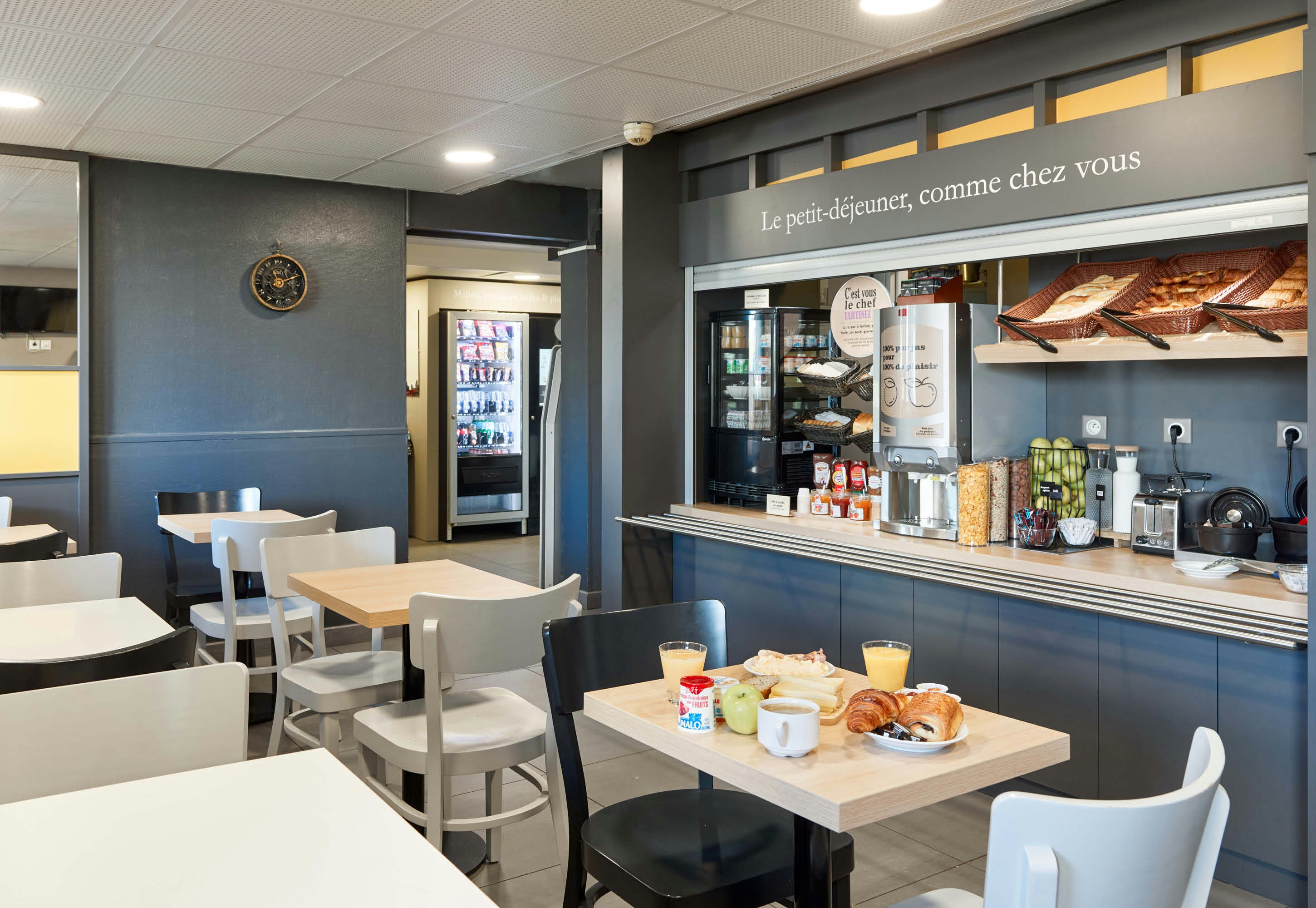 B&B HOTEL Corbeil-Essonnes 11/14