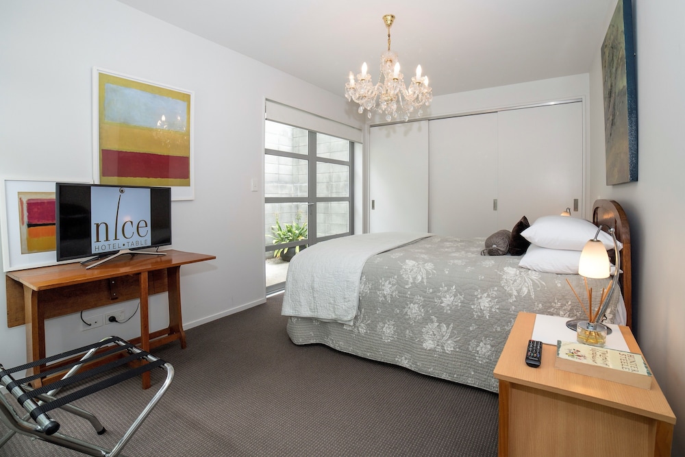 Nice Hotel 14/58