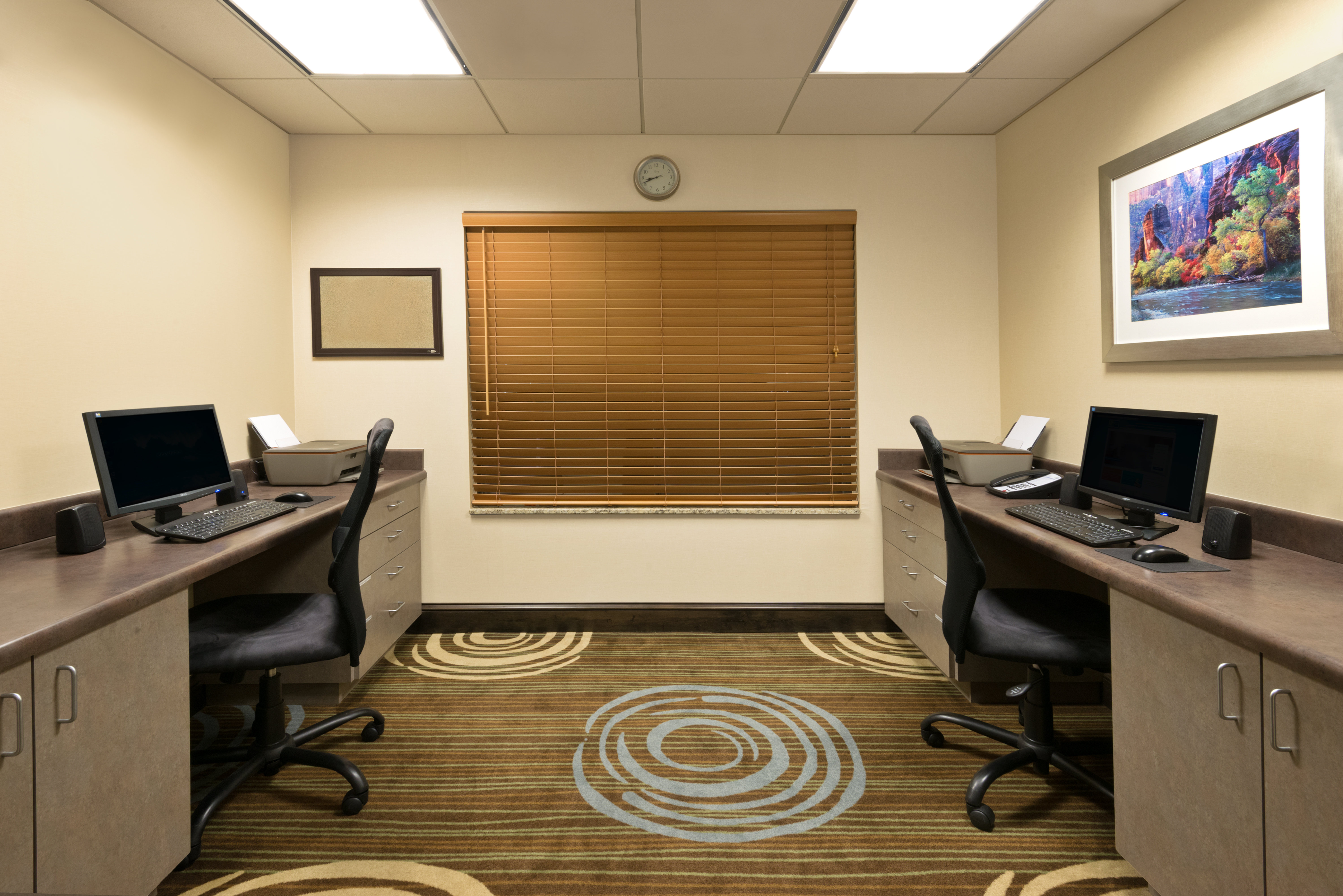 Holiday Inn Express Hotel Suites Richfield 54/62