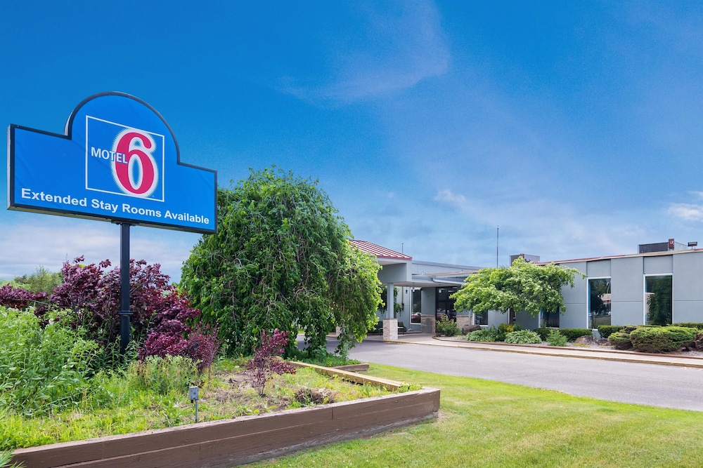 Motel6 Oriskany, NY 53/57