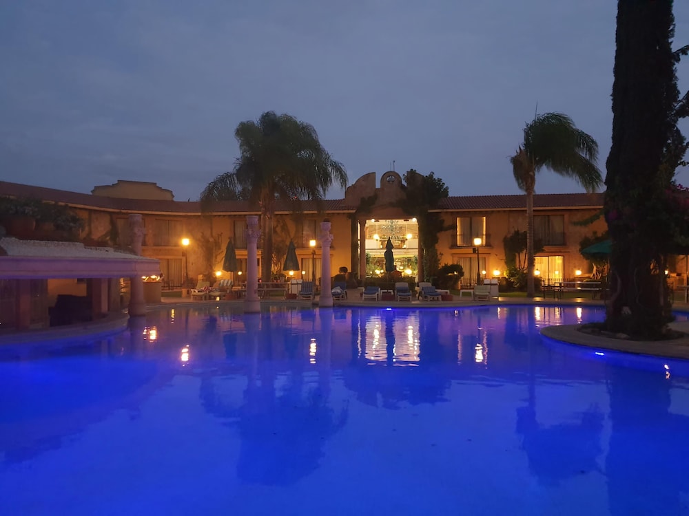 Gran Hotel Hacienda De La Noria 2/53