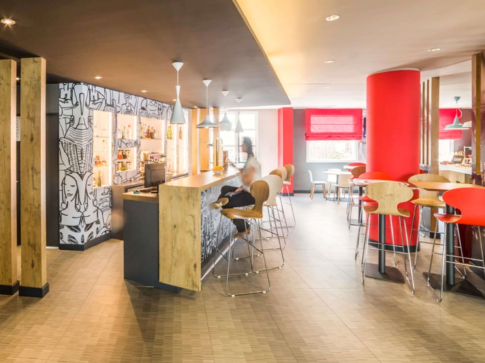ibis Barcelona Castelldefels 52/79
