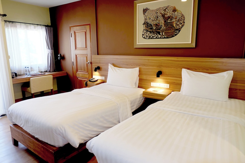 Siri Oriental Bangkok Hotel (ex The Warehouse Bangkok) 13/50