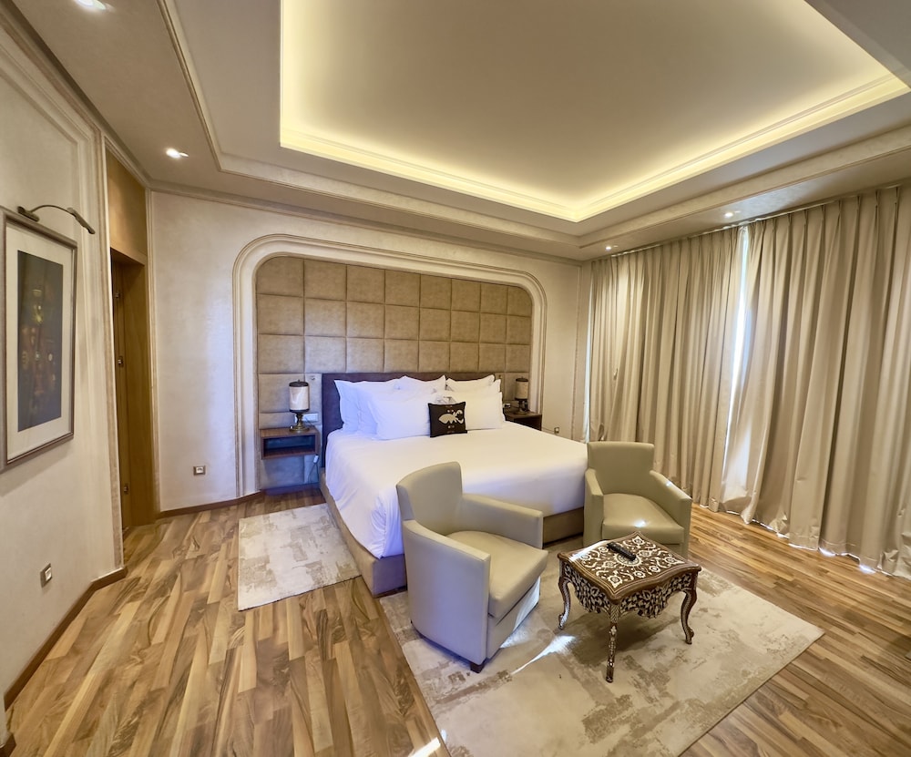 Le Sillage Palace sky & Spa 43/87