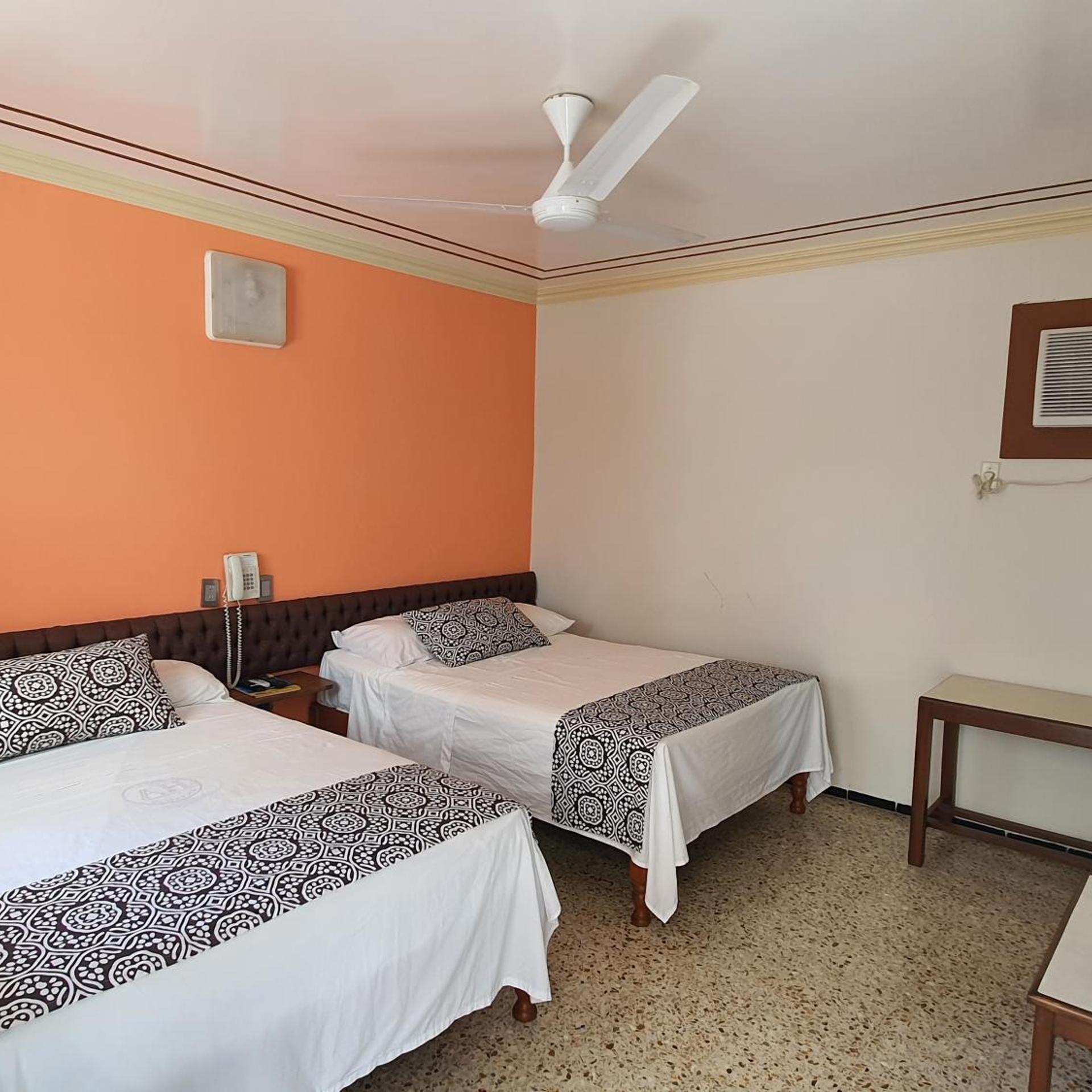 Hotel Atlantico 4/44