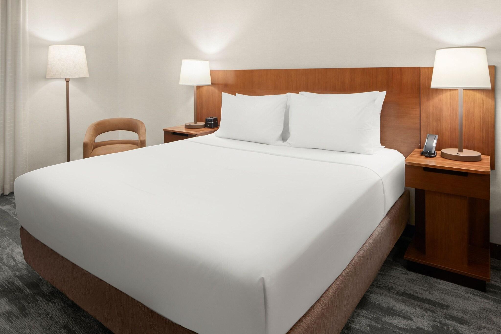 Room, Double Bed, Accessible