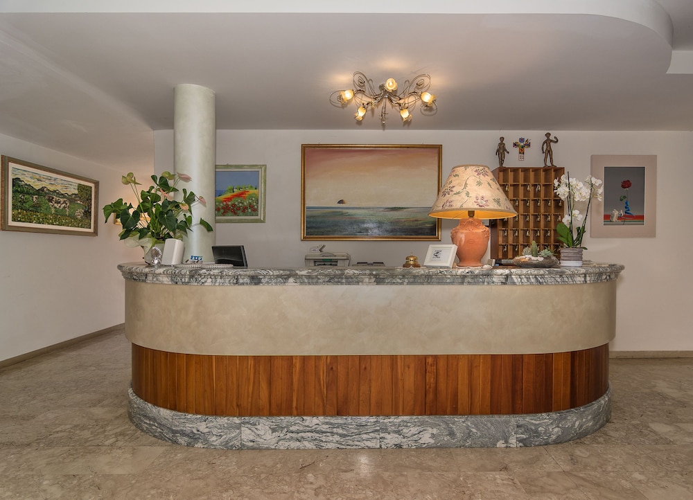 HOTEL IL CARAVAGGIO 2/33