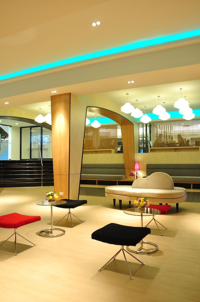 Flipper Lodge Hotel Pattaya 28/48