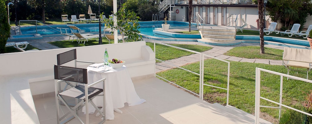 Hotel Universal Terme 45/47