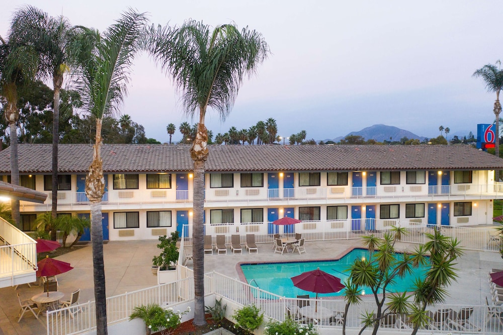 Motel6 Camarillo, CA in CAMARILLO - CA