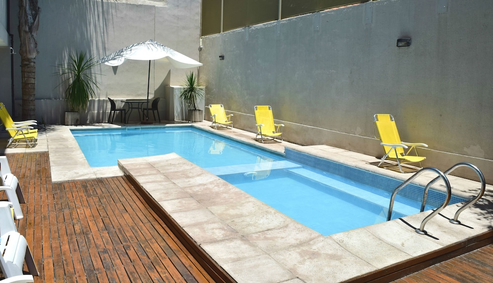 Soltigua Apart Hotel Mendoza 44/45